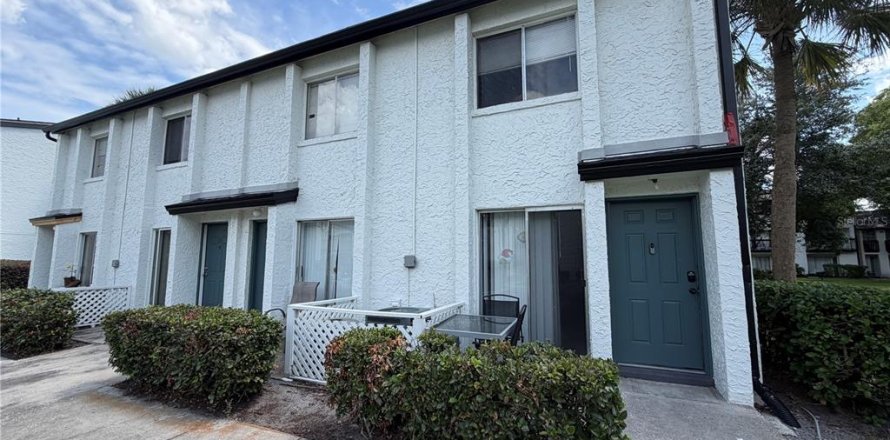 Condo in Orlando, Florida, 1 bedroom № 2195376