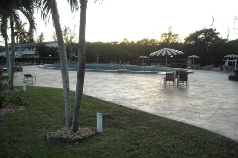 Copropriété à vendre à West Palm Beach, Floride: 1 chambre, 52.95 m2 № 919694 - photo 1