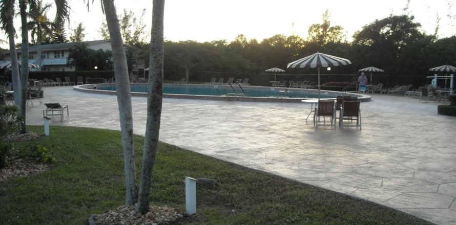 Condo à West Palm Beach, Floride, 1 chambre  № 919694