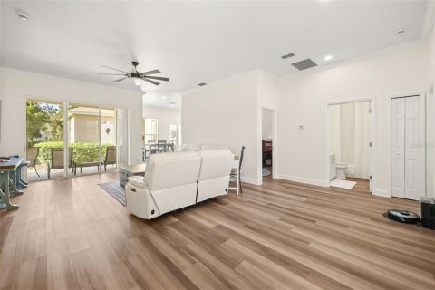 Villa ou maison à vendre à Kissimmee, Floride: 3 chambres, 154.03 m2 № 2426996 - photo 6