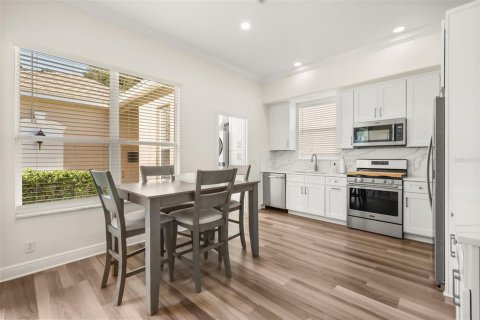 Villa ou maison à vendre à Kissimmee, Floride: 3 chambres, 154.03 m2 № 2426996 - photo 8