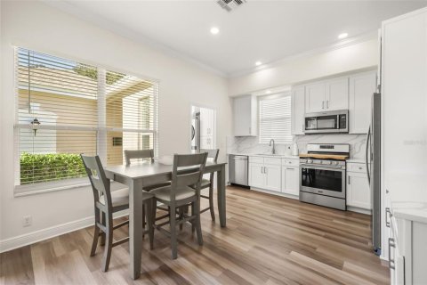 Villa ou maison à vendre à Kissimmee, Floride: 3 chambres, 154.03 m2 № 2426996 - photo 9