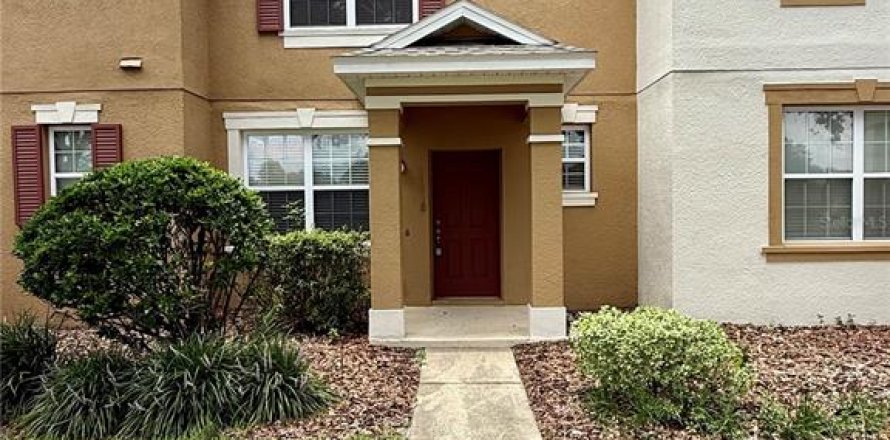 Townhouse in Windermere, Florida 2 bedrooms, 118.91 sq.m. № 1829278