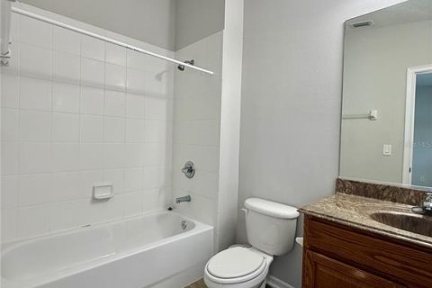 Townhouse in Windermere, Florida 2 bedrooms, 118.91 sq.m. № 1829278 - photo 22