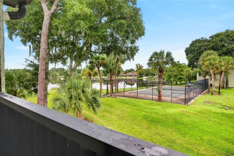 Condo in Altamonte Springs, Florida, 2 bedrooms № 2400304 - photo 30
