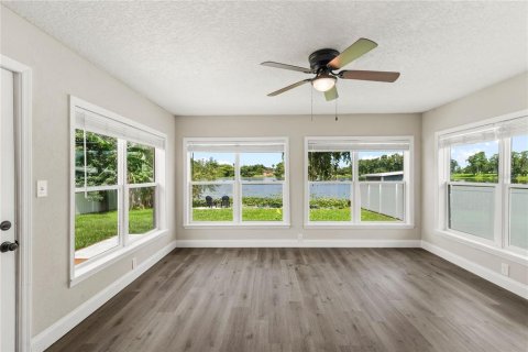Casa en alquiler en Orlando, Florida, 3 dormitorios, 136.75 m2 № 1844286 - foto 14