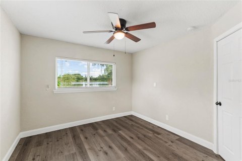 Casa en alquiler en Orlando, Florida, 3 dormitorios, 136.75 m2 № 1844286 - foto 19