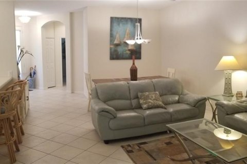 House in University Park, Florida 2 bedrooms, 150.59 sq.m. № 995123 - photo 12