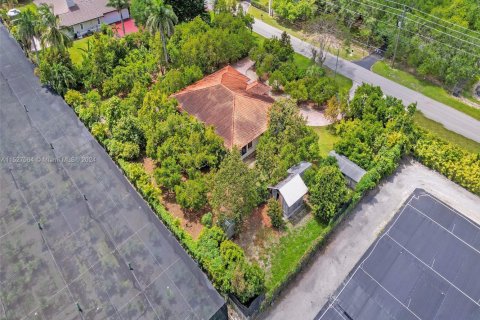 Casa en venta en Miami, Florida, 3 dormitorios, 200.02 m2 № 1960581 - foto 10