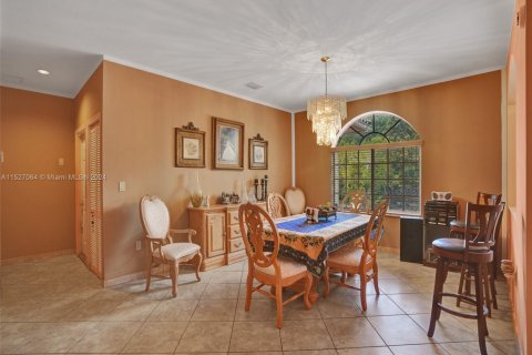Casa en venta en Miami, Florida, 3 dormitorios, 200.02 m2 № 1960581 - foto 25