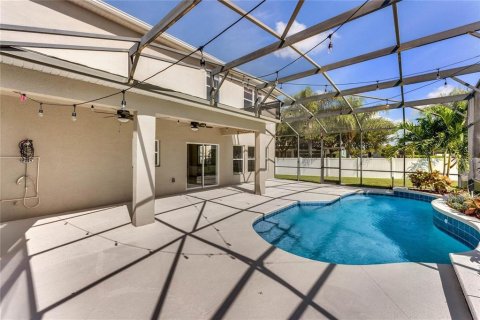 House in Windermere, Florida 4 bedrooms, 246.01 sq.m. № 2322291 - photo 28