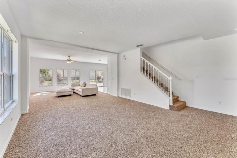 House in Windermere, Florida 4 bedrooms, 246.01 sq.m. № 2322291 - photo 14