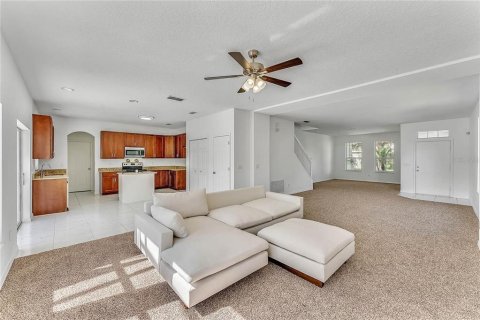 House in Windermere, Florida 4 bedrooms, 246.01 sq.m. № 2322291 - photo 12