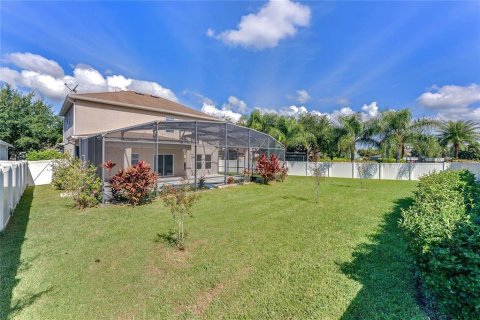 House in Windermere, Florida 4 bedrooms, 246.01 sq.m. № 2322291 - photo 26