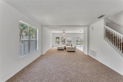 House in Windermere, Florida 4 bedrooms, 246.01 sq.m. № 2322291 - photo 15