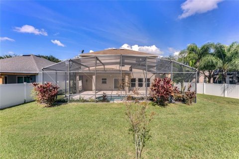 House in Windermere, Florida 4 bedrooms, 246.01 sq.m. № 2322291 - photo 27