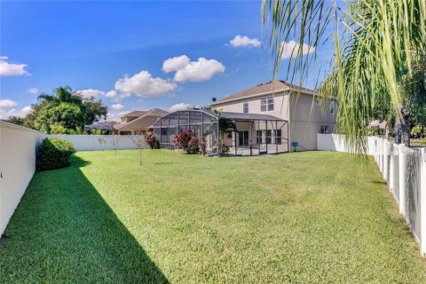 House in Windermere, Florida 4 bedrooms, 246.01 sq.m. № 2322291 - photo 24