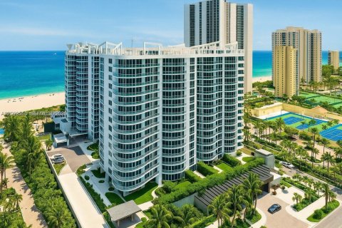 Condo in Riviera Beach, Florida, 2 bedrooms  № 2170356 - photo 3