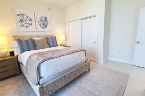 Condo in Riviera Beach, Florida, 2 bedrooms  № 2170356 - photo 13