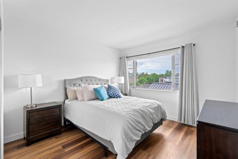 Copropriété à vendre à Pompano Beach, Floride: 2 chambres, 86.4 m2 № 2241547 - photo 23