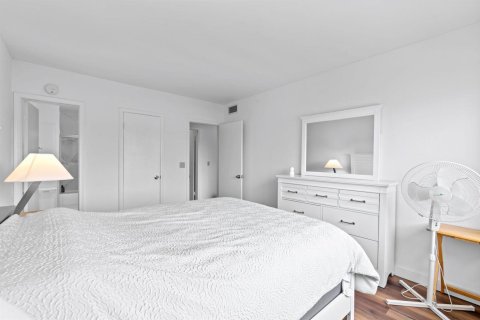 Copropriété à vendre à Pompano Beach, Floride: 2 chambres, 86.4 m2 № 2241547 - photo 28