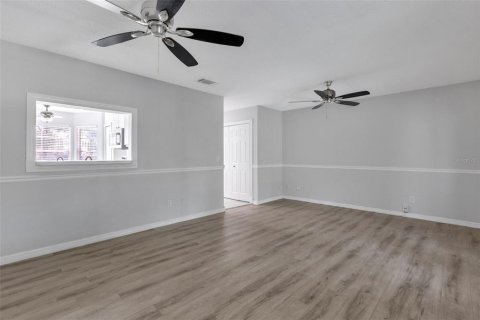 Touwnhouse à louer à Orlando, Floride: 2 chambres, 106.28 m2 № 2415295 - photo 13