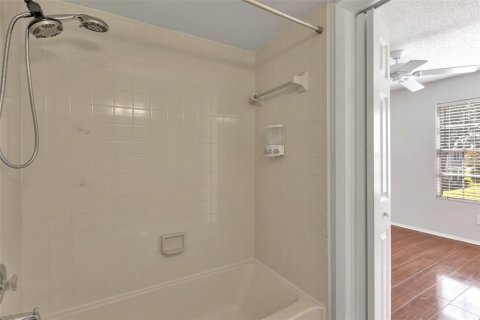 Touwnhouse à louer à Orlando, Floride: 2 chambres, 106.28 m2 № 2415295 - photo 28