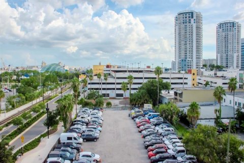 Copropriété à vendre à Tampa, Floride: 2 chambres, 111.76 m2 № 2323047 - photo 22