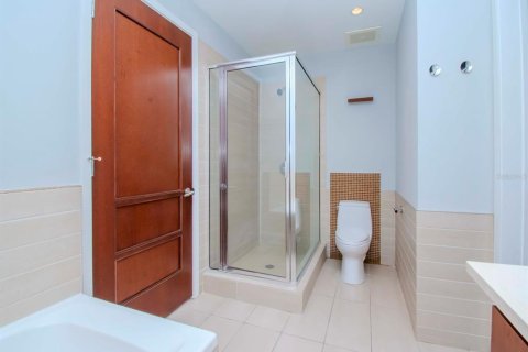 Copropriété à vendre à Tampa, Floride: 2 chambres, 111.76 m2 № 2323047 - photo 13