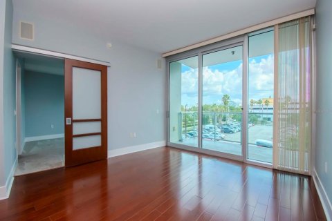 Copropriété à vendre à Tampa, Floride: 2 chambres, 111.76 m2 № 2323047 - photo 7