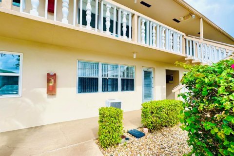 Copropriété à vendre à West Palm Beach, Floride: 1 chambre, 63.55 m2 № 2077801 - photo 16