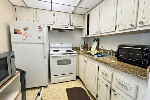 Copropriété à vendre à West Palm Beach, Floride: 1 chambre, 63.55 m2 № 2077801 - photo 20