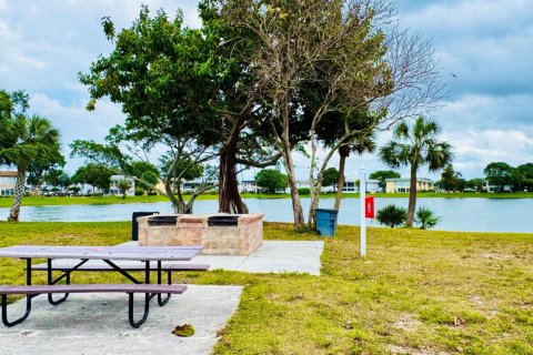 Copropriété à vendre à West Palm Beach, Floride: 1 chambre, 63.55 m2 № 2077801 - photo 8