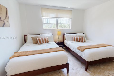 Condo in Sunny Isles Beach, Florida, 1 bedroom  № 1979819 - photo 20