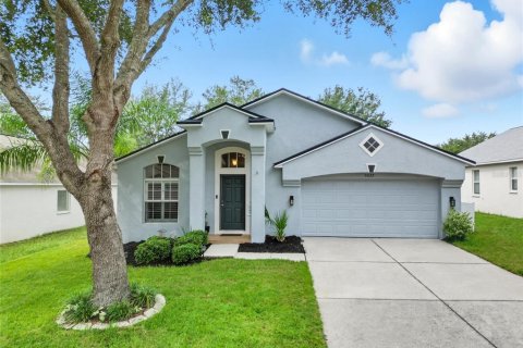 Casa en venta en Spring Hill, Florida, 3 dormitorios, 133.41 m2 № 1903587 - foto 1