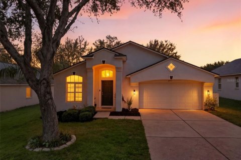 Casa en venta en Spring Hill, Florida, 3 dormitorios, 133.41 m2 № 1903587 - foto 2