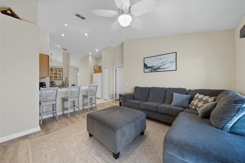 Casa en venta en Spring Hill, Florida, 3 dormitorios, 133.41 m2 № 1903587 - foto 14