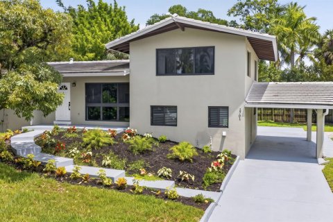 House in Fort Lauderdale, Florida 4 bedrooms, 204.2 sq.m. № 2295462