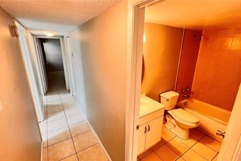 Copropriété à louer à Orlando, Floride: 3 chambres, 84.54 m2 № 1846331 - photo 13