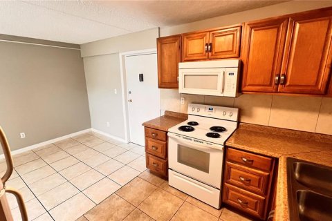 Copropriété à louer à Orlando, Floride: 3 chambres, 84.54 m2 № 1846331 - photo 7