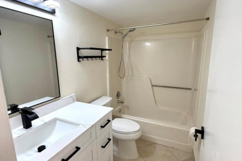 Copropriété à louer à Boca Raton, Floride: 2 chambres, 88.26 m2 № 2285811 - photo 17