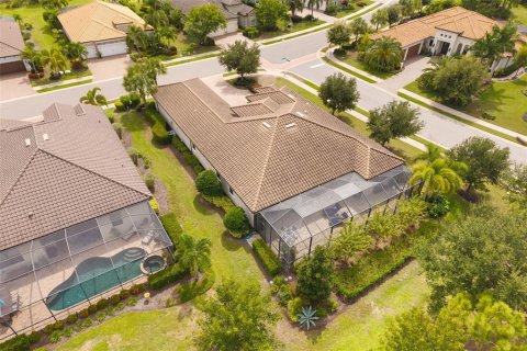 Villa ou maison à vendre à Lakewood Ranch, Floride: 3 chambres, 253.9 m2 № 2398678 - photo 3