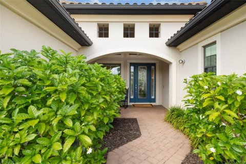Villa ou maison à vendre à Lakewood Ranch, Floride: 3 chambres, 253.9 m2 № 2398678 - photo 5