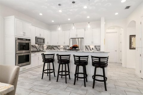 Villa ou maison à vendre à Lakewood Ranch, Floride: 3 chambres, 253.9 m2 № 2398678 - photo 9