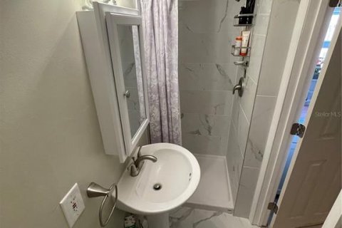 Casa en alquiler en Saint Pete Beach, Florida, 1 habitación, 33.44 m2 № 1805654 - foto 16