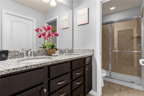 Touwnhouse à vendre à Kissimmee, Floride: 4 chambres, 195.28 m2 № 1857979 - photo 14
