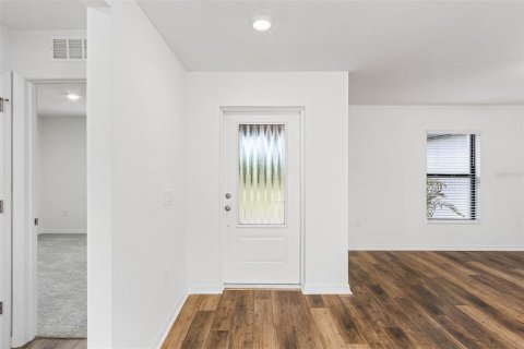 House in Port Charlotte, Florida 3 bedrooms, 135.73 sq.m. № 530005 - photo 6
