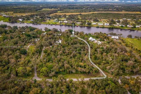 House in LaBelle, Florida 2 bedrooms, 151.62 sq.m. № 1455875 - photo 6