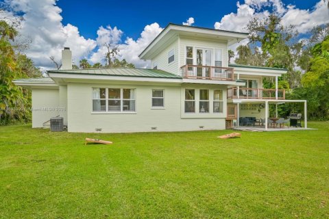 House in LaBelle, Florida 2 bedrooms, 151.62 sq.m. № 1455875 - photo 5