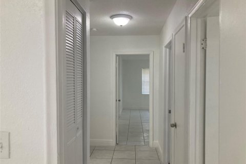 Villa ou maison à louer à Margate, Floride: 4 chambres, 171.87 m2 № 2083370 - photo 15